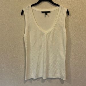 White House Black Market White Blouse size Large